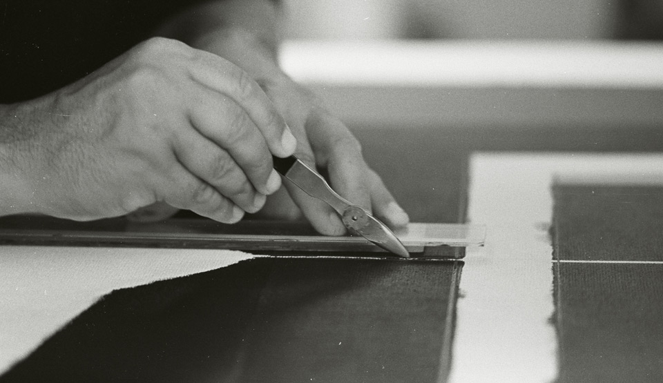 O artista em seu atelier em Petrópolis, ensaio de Ricardo de Hollanda.
